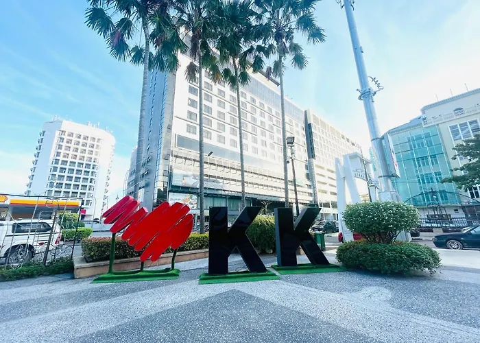 Cozy Ocean View Apt In Kk City Center